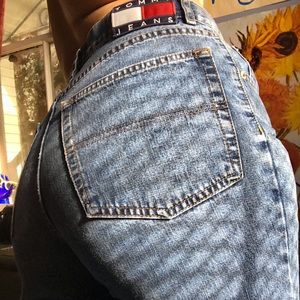 Super Cute Tommy Jeans - Mom Blue Jeans